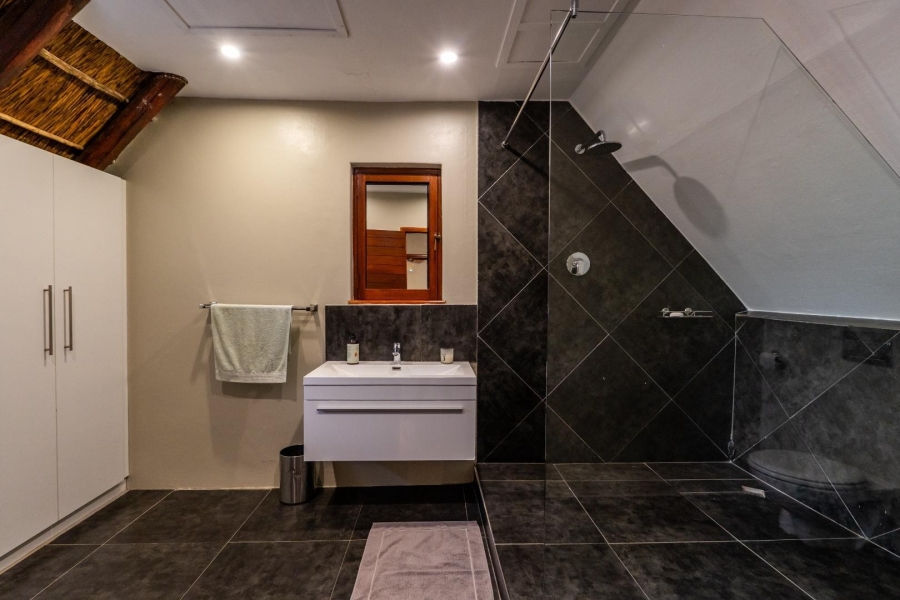 To Let 5 Bedroom Property for Rent in Pearl Valley Golf Estate Western Cape